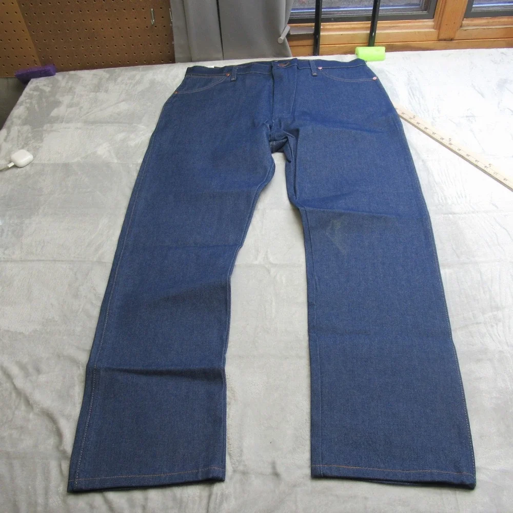 Wrangler Jeans Men's 40x32‎ Blue Denim Cowboy Cut Wide Leg Relaxed 13MWZ VTG NEW
